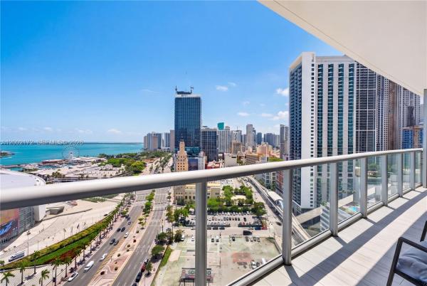 MarinaBlue, 888 Biscayne Blvd #2404, Miami, Florida 33132, image 2
