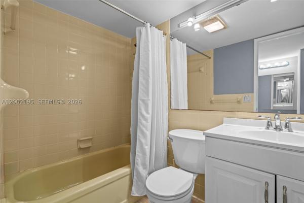 River Terrace At River Shores, 3050 NE 16th Ave #605, Oakland Park, Florida 33334, image 1