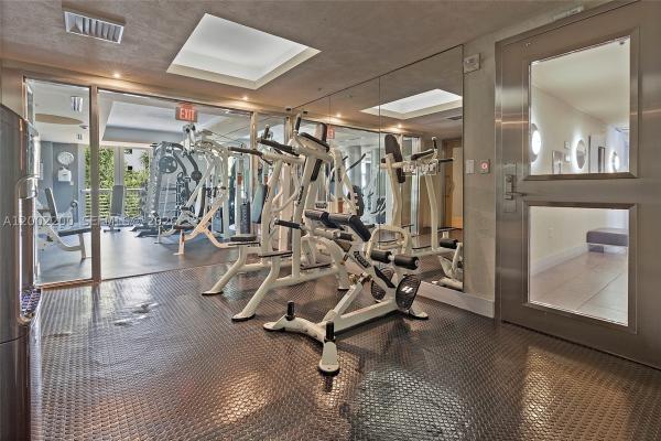 The Cosmopolitan Residences On South Beach, 110 Washington Ave #1502, Miami Beach, Florida 33139, image 3