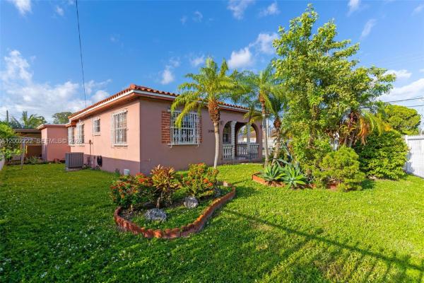 Coral Nook, 3194 SW 6th St, Miami, Florida 33135, image 2