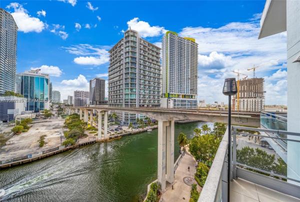 Mint At Riverfront, 92 SW 3rd St #902, Miami, Florida 33130, image 1