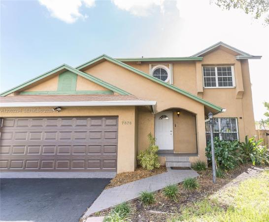 7876 NW 189th St, Hialeah, Florida 33015, image 1
