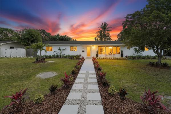 11705 SW 97th Ct, Unincorporated Dade County, Florida 33176, image 1