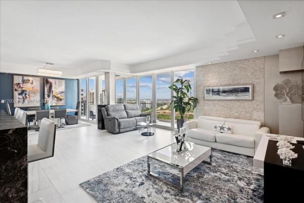 Turnberry Isle North, 19707 Turnberry Way #PH-D, Aventura, Florida 33180, image 2