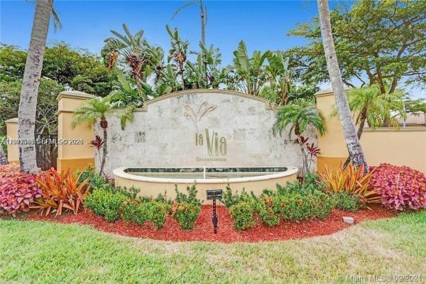 La Via, Pembroke Pines, Florida 33024, image 1