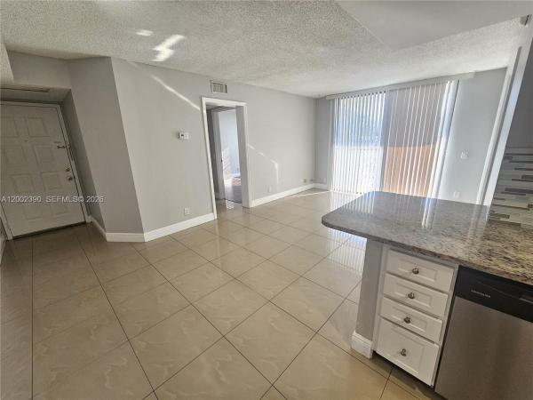 Bella Lago Vista At Clear Lake Club, 734 Executive Center Dr #12, West Palm Beach, Florida 33401, image 2
