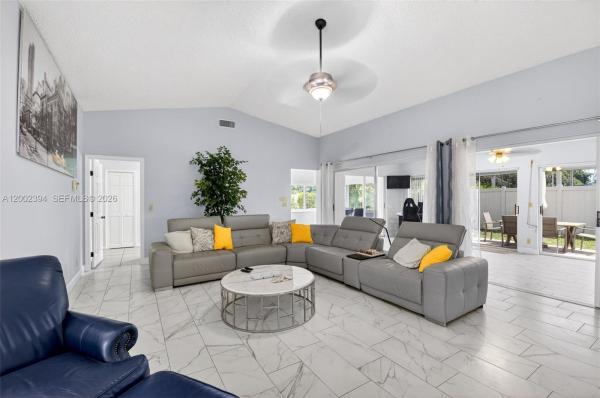 Pine Tree Village, 10982 S Greentrail Dr S, Boynton Beach, Florida 33436, image 1