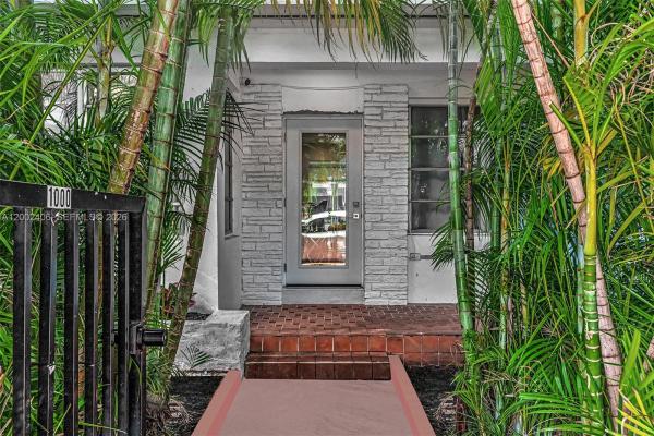 1002 10th St, Miami Beach, Florida 33139, image 1