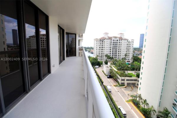 The Landmark, 20185 E Country Club Dr #1105, Aventura, Florida 33180, image 3