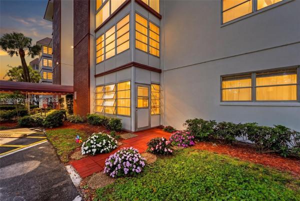 Castle Gardens, 4750 NW 22nd Ct #115, Lauderhill, Florida 33313, image 1