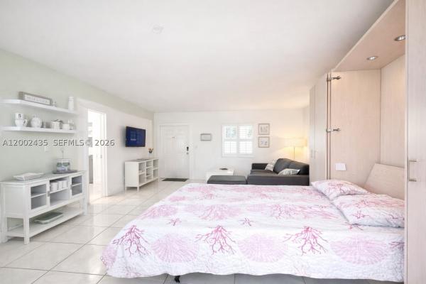 Beach Terrace Resort, 321 Wilson St #105A, Hollywood, Florida 33019, image 2