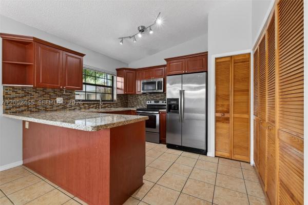 5420 SW 143rd Ct, Unincorporated Dade County, Florida 33175, image 1