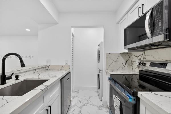 Royal Poinciana, 1227 SW 46th Ave #314, Pompano Beach, Florida 33069, image 1