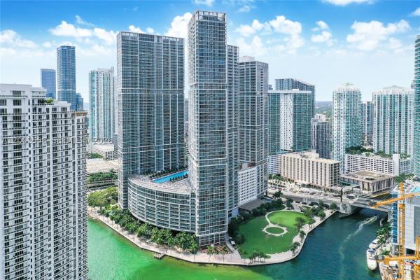 Icon Brickell Tower 3, 485 Brickell Ave #4104, Miami, Florida 33131, image 1