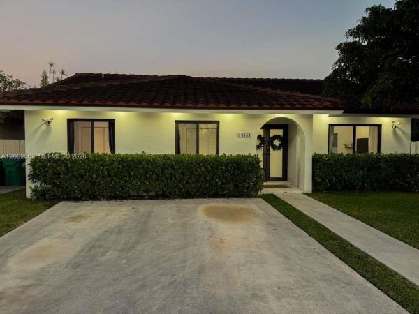 14554 SW 96th Ter, Unincorporated Dade County, Florida 33186, image 1