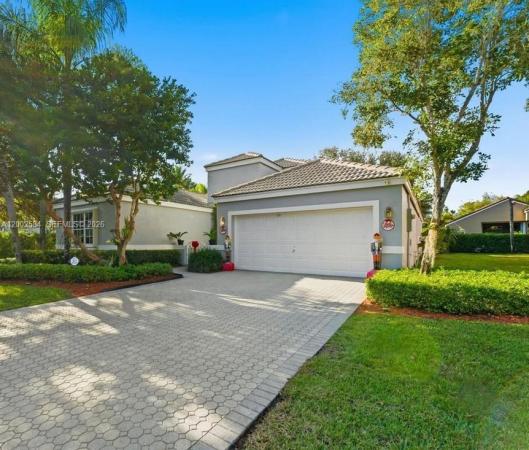 2019 Cove Ln, Weston, Florida 33326, image 1