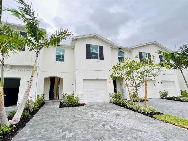 6939 Harbours Edge Ave, Lake Worth, Florida 33467, image 1