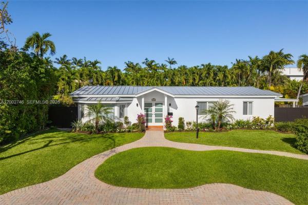 Tropical Isle Homes, 255 Ridgewood Rd, Key Biscayne, Florida 33149, image 2