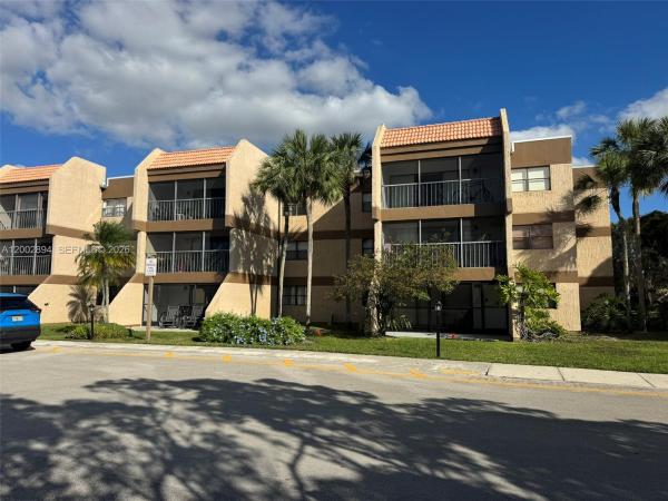 Racquet Club At Bonaventure, 240 Lakeview Dr #112, Weston, Florida 33326, image 1