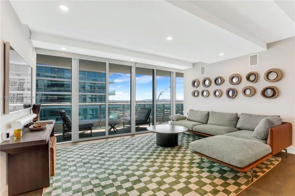 Azure, 9401 Collins Ave #1004, Surfside, Florida 33154, image 2