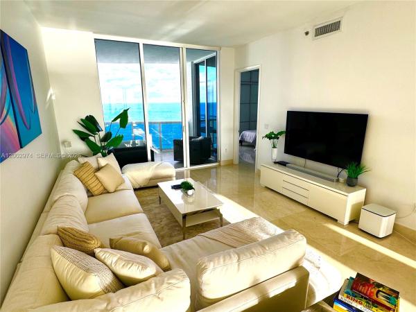 Tdr Tower 2, 15901 Collins Ave #1804, Sunny Isles Beach, Florida 33160, image 2