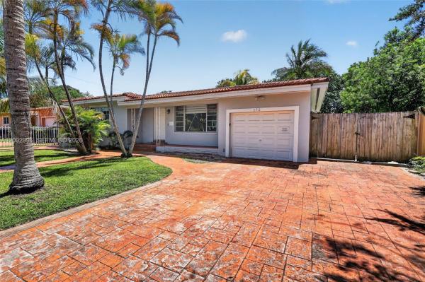 172 NW 116th St, Unincorporated Dade County, Florida 33168, image 1