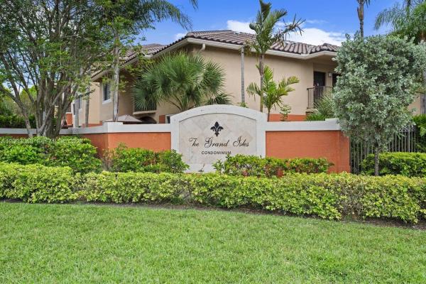 The Grand Isles, 4195 N Haverhill Rd #307, West Palm Beach, Florida 33417, image 2