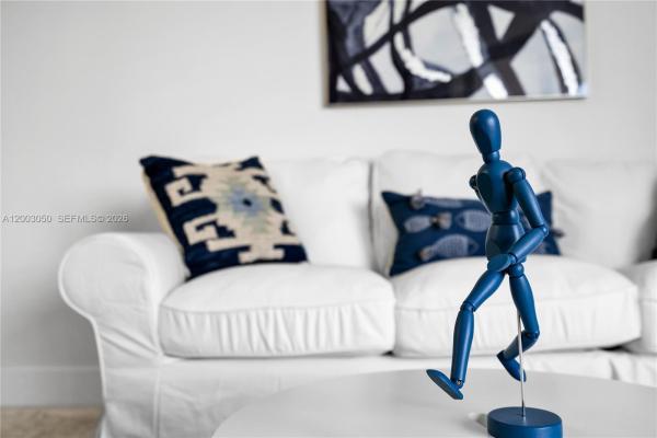 Botanica At Key Colony, 101 Crandon Blvd #367, Key Biscayne, Florida 33149, image 1