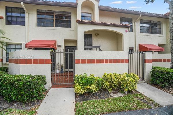 906 Republic Ct, Deerfield Beach, Florida 33442, image 1