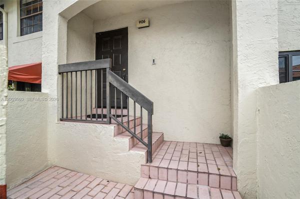 Republic Square, 906 Republic Ct, Deerfield Beach, Florida 33442, image 3