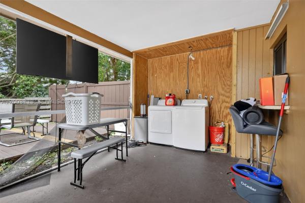 Delcrest Park, 5814 Cleveland St, Hollywood, Florida 33021, image 2