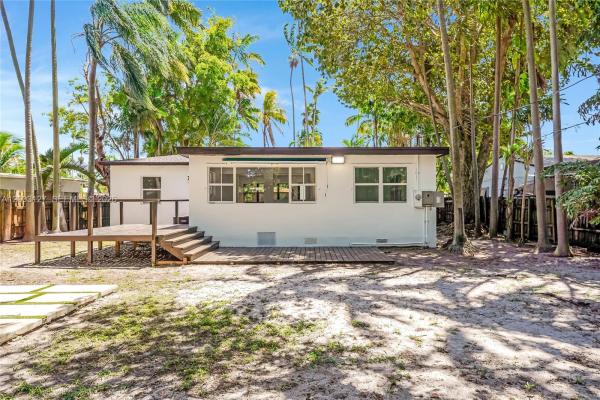 Kirkpatrick, 1315 NE 130th St, North Miami, Florida 33161, image 3