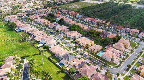 Cristys Homestead, 1350 NE 42nd Ave, Homestead, Florida 33033, image 2