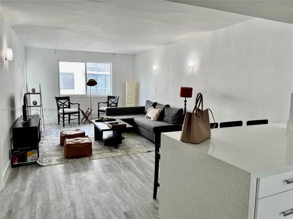 Galen Drive Area, 240 Galen Dr #302, Key Biscayne, Florida 33149, image 1