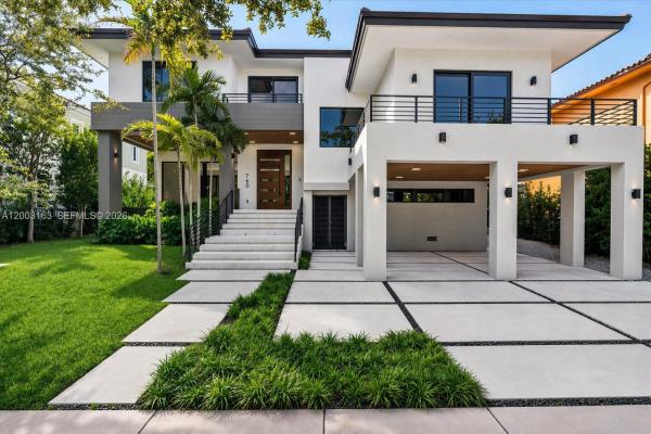 Biscayne Key Estates, 760 Woodcrest Rd, Key Biscayne, Florida 33149, image 1