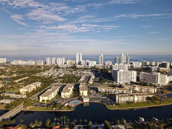 De Soto Park South, 701 Three Islands Blvd #110, Hallandale Beach, Florida 33009, image 1