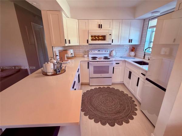 115 S C St #101, Lake Worth, Florida 33460, image 2