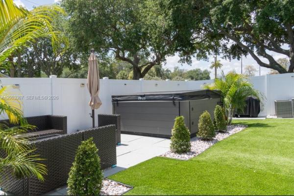 Boynton Lakes North, 31 Bentwater Cir, Boynton Beach, Florida 33426, image 1