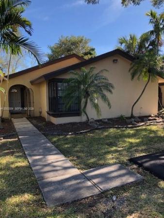 9164 SW 132nd Ln, Unincorporated Dade County, Florida 33176, image 1