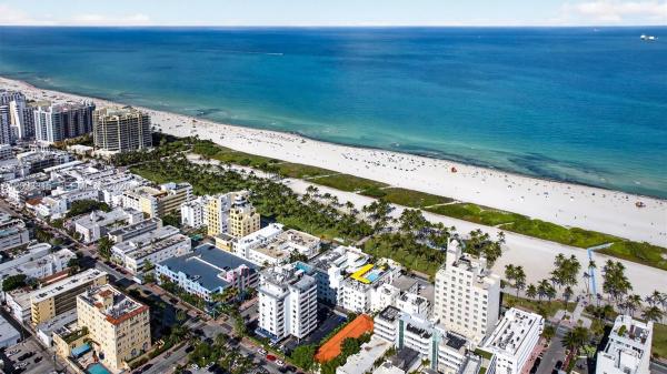 The Carlyle Deco Hotel, 1250 Ocean Dr #3F, Miami Beach, Florida 33139, image 3