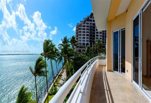 Two Tequesta Point, 808 Brickell Key Dr #404, Miami, Florida 33131, image 1