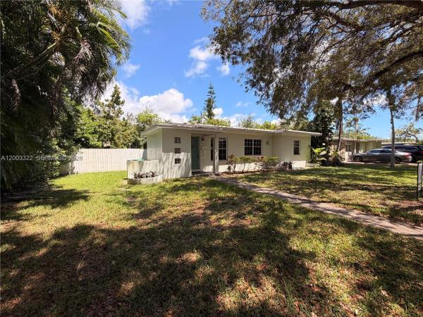 5765 SW 48th St, Unincorporated Dade County, Florida 33155, image 3