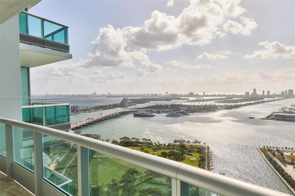 900 Biscayne Bay, 900 Biscayne Blvd #4201, Miami, Florida 33132, image 1