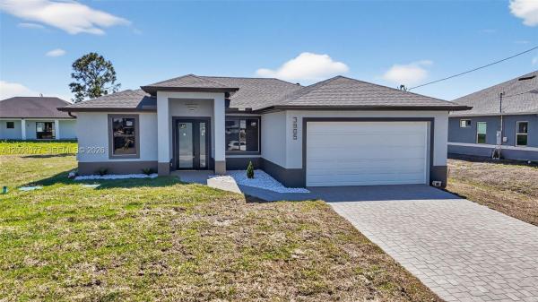 3905 11th St SW, Lehigh Acres, Florida 33976, image 1