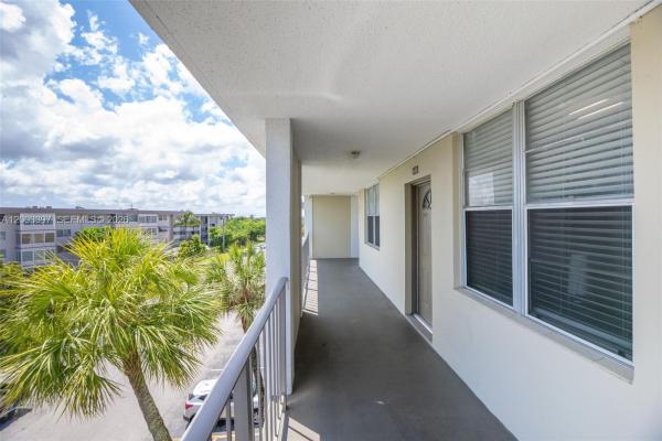 Cypress Chase, 2999 NW 48th Ave #448, Lauderdale Lakes, Florida 33313, image 1