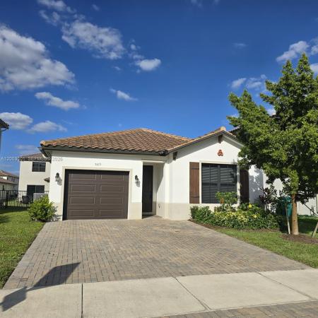 5615 Carrara Dr, Naples, Florida 34142, image 1