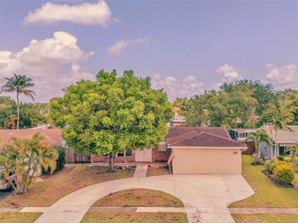 Hollywood Hills, 1911 N 53rd Ave, Hollywood, Florida 33021, image 1