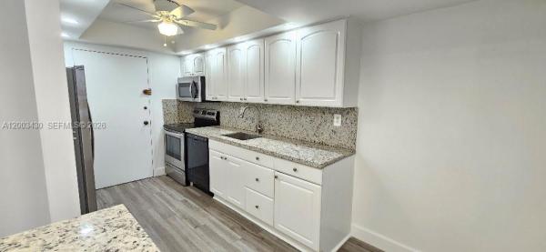 Del Prado, 18051 Biscayne Blvd #802-1, Aventura, Florida 33160, image 1