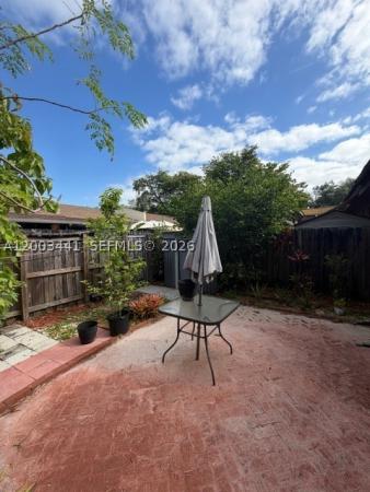 Cedarwoods At Pembroke Lakes, 10331 Holly Ct, Pembroke Pines, Florida 33026, image 2