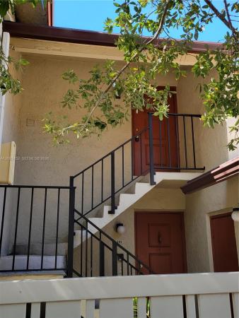 Lighthouse Village, 1821 NE 40th Ct #302, Lighthouse Point, Florida 33064, image 2